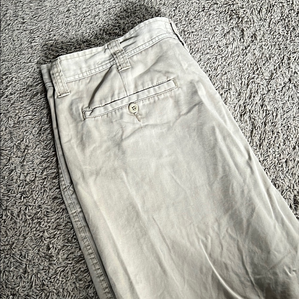 St. Johns Bay 3 pair Men's Shorts - beige, off-white, and, Khaki. Size 40. - Picture 8 of 9